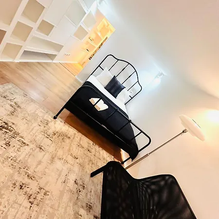 Flat, Location In Town * Lisbon