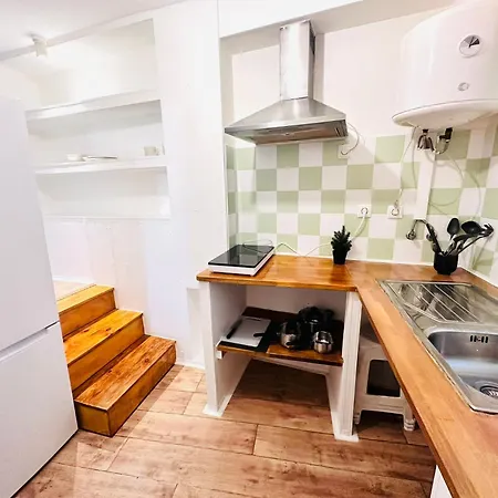 Flat, Location In Town Apartment *